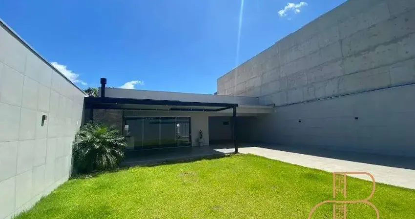 Maravilhosa e ampla casa alto padrão, pronta para morar no bairro da Barra