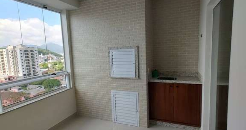 Amplo apartamento com excelente localização no bairro Taboleiro Camboriú