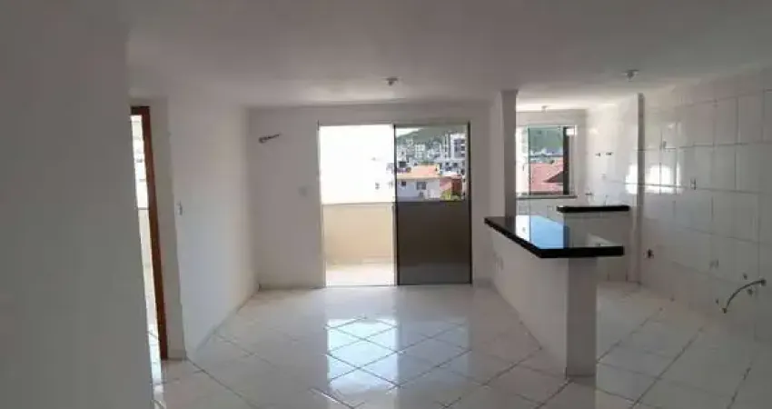 LOCAÇÃO - Apartamento de dois dormitórios, bairro Nações Balneário Camboriú
