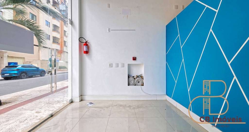 Sala comercial térrea, em uma das principais ruas do centro.