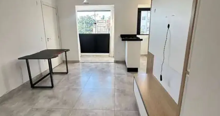 Excelente apartamento semimobiliado no centro de camboriú pronto para morar