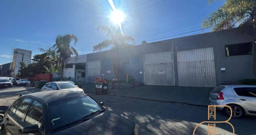 LOCAÇÃO - Galpão com 150m² no bairro dos Municipios, Balneário Camboriú