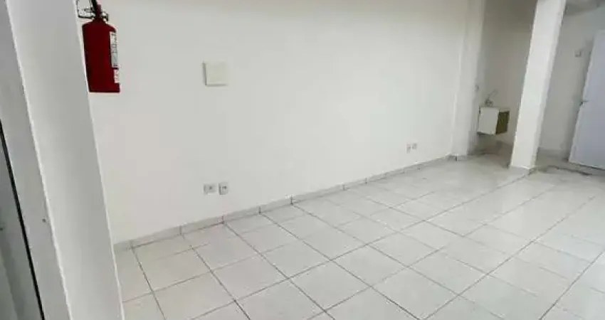 Locação - sala comercial térrea em galeria comercial no centro de camboriú