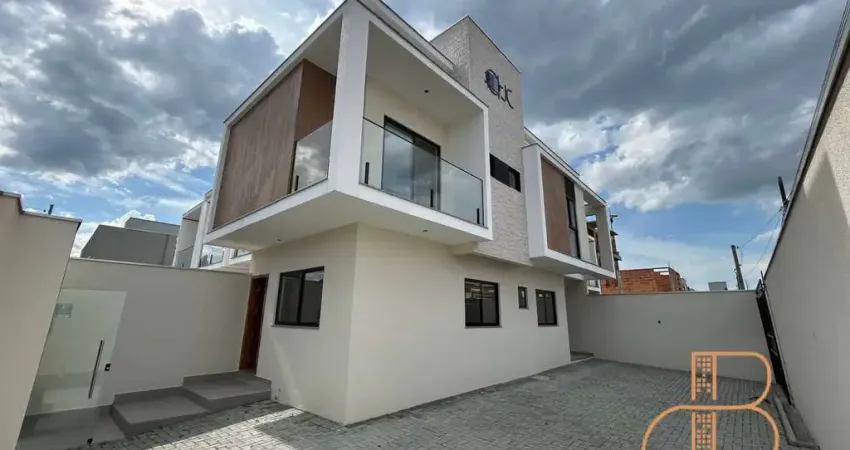 Pronto para morar - sobrado com 01 suíte + 02 quartos e amplo quintal.