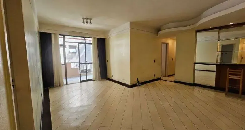 Apartamento para venda possui 163 metros quadrados com 4 quartos