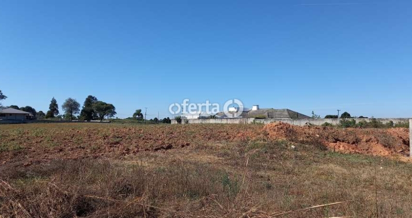 Terreno à venda no Serrinha, Contenda 