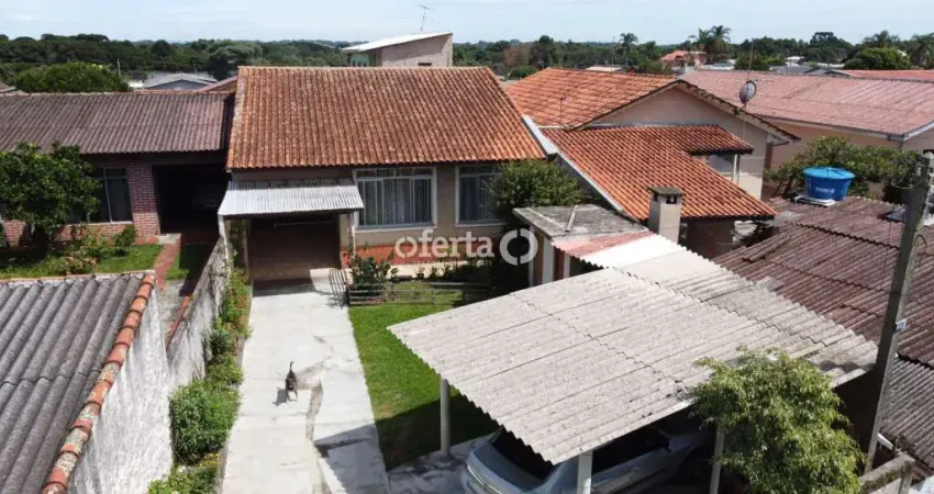 Casa com 8 quartos à venda no Thomaz Coelho, Araucária 
