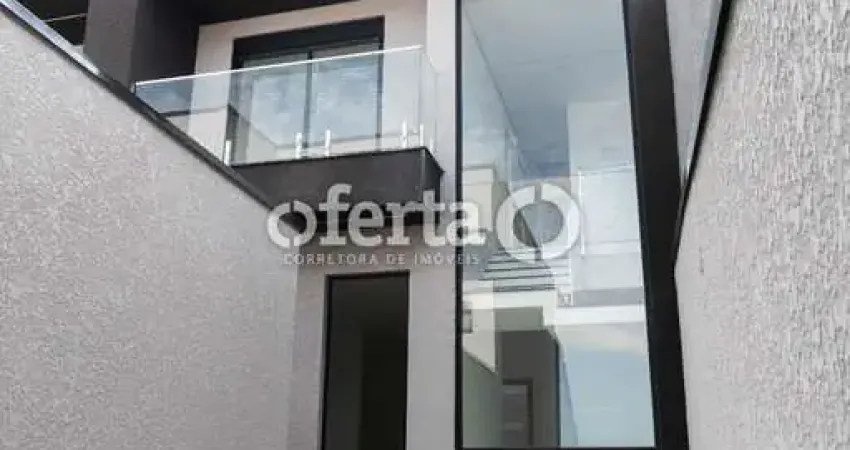 Casa com 3 quartos à venda no Xaxim, Curitiba 