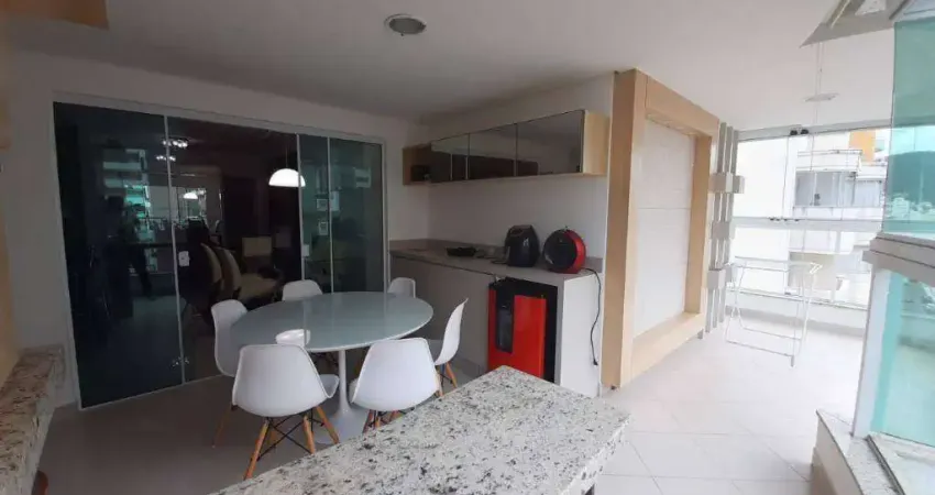 Apartamento com 3 dormitóriois sendo 2 suíte com 115,00m² para locação anual por R$ 10.000,00 - Centro - Balneário Camboriú/SC