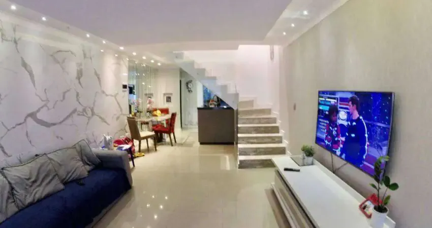 Sobrado com 2 dormitórios à venda, 250 m² por R$ 850.000,00 - Centro - Camboriú/SC