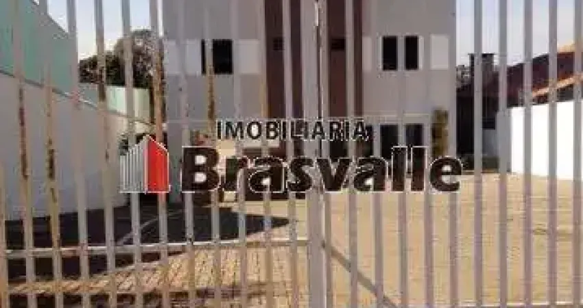 Apartamento a venda no condomínio Champagnat no bairro Região do Lago
