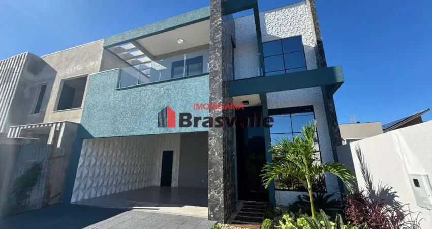 Casa a venda no condomínio de Alto Padão