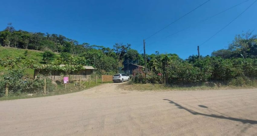 SÍTIO a venda em Camboriú Braço com 24.185,30 m² a 9,4 km centro.