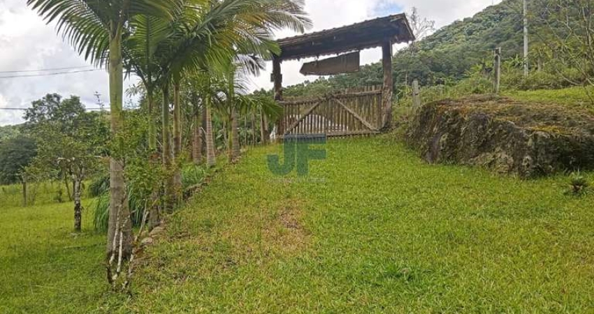 Vendo sítio maravilhoso em Luiz Alves, no bairro Alto Bau. Com 20.000m²