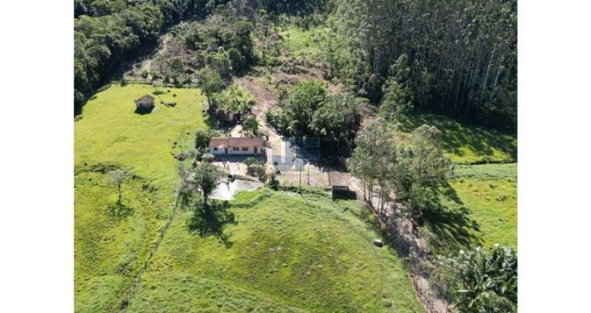 Área com 7 hectares localizado em Tijucas, bairro Oliveira;