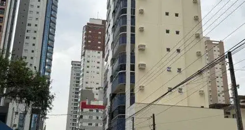 Apartamento um quarto para venda no bairro Centro em Balneário Camboriú
