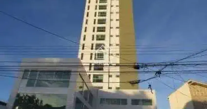 Apartamento à Venda em Centro, Ponta Grossa - PR