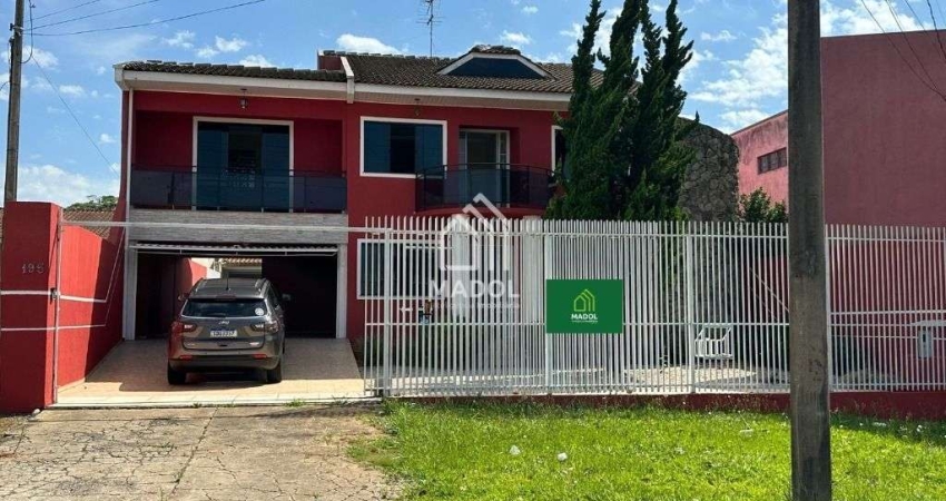 Sobrado à Venda em Uvaranas, Ponta Grossa - PR