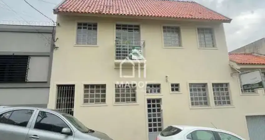 SALA COMERCIAL NO CENTRO DE PONTA GROSSA, ESTILO SOBRADO DUPLEX