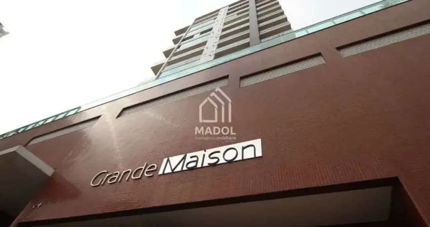 Apartamento à venda no Ed Grand Maison, semi mobiliado por R$ 685.000,00