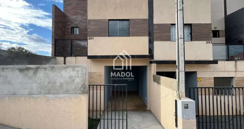 Sobrado com 2 Quartos e 3 banheiros à Venda, por R$ 280.000