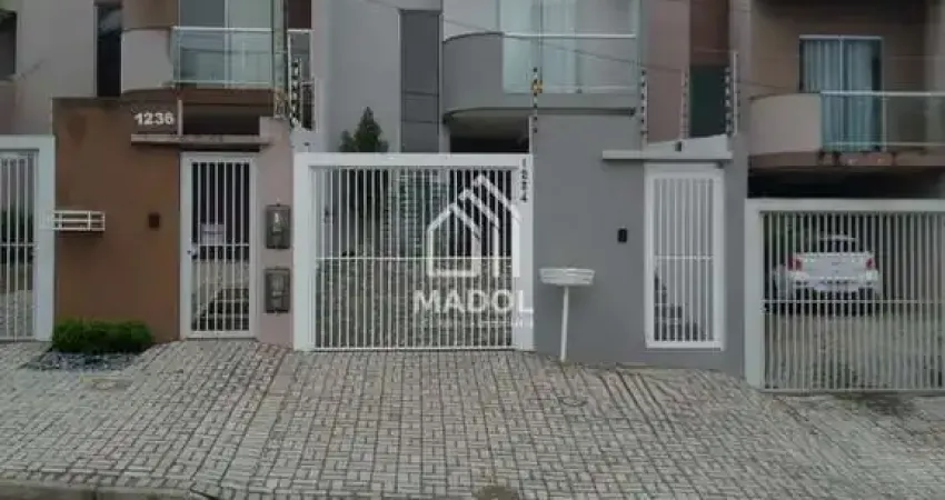 Casa com 3 quartos para alugar na Rua Domício da Gama, 1234, Olarias, Ponta Grossa