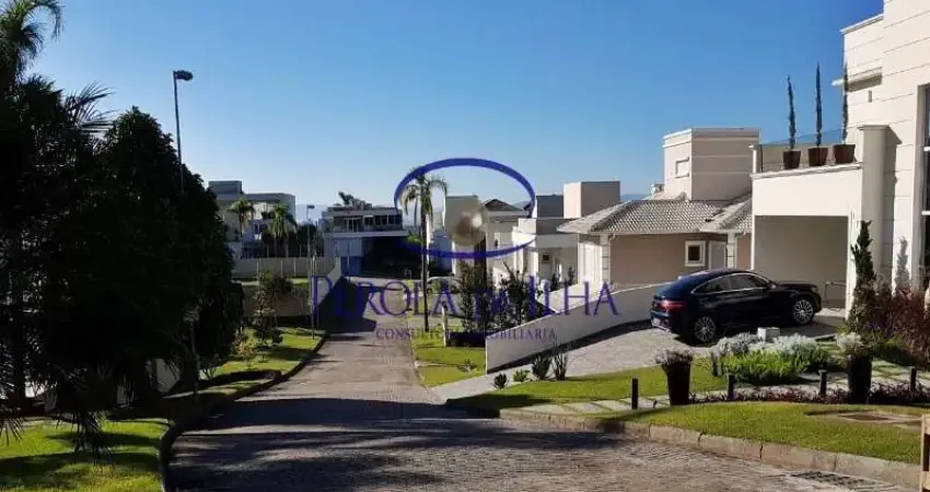 Terreno em condomínio de luxo na córrego grande, florianópolis-sc - 785m² de área!