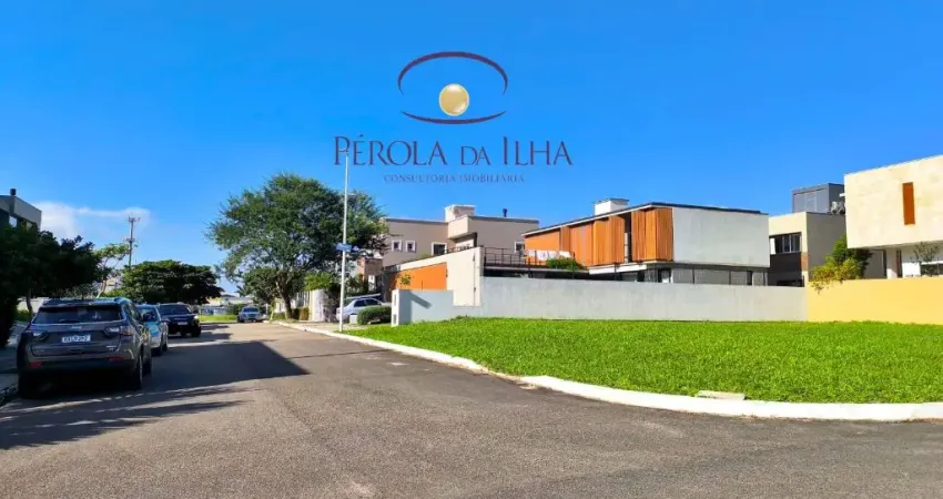 Terreno à venda na Avenida Afonso Delambert Neto, 254, Lagoa da Conceição, Florianópolis
