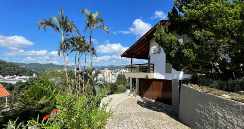 Casa com 4 quartos à venda no Ponta Aguda, Blumenau 