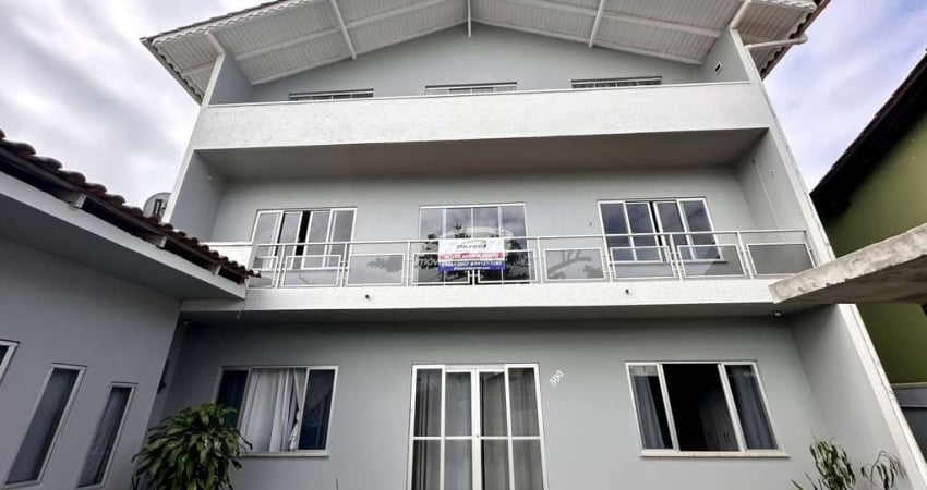 Apartamento com 3 quartos para alugar no Centro, Navegantes 