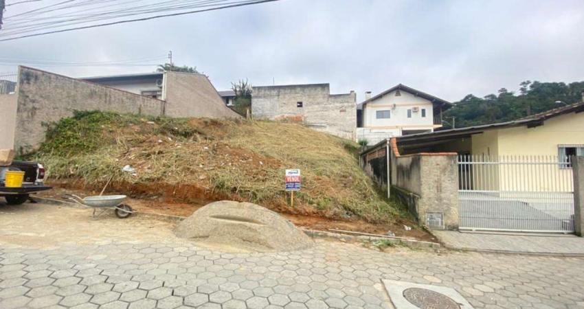 Terreno à venda no Velha, Blumenau 