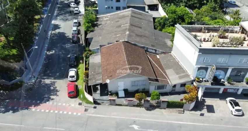 Casa com 3 quartos à venda no Vorstadt, Blumenau 