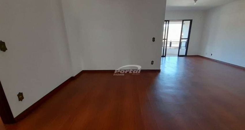 Apartamento com 3 quartos para alugar no Garcia, Blumenau 