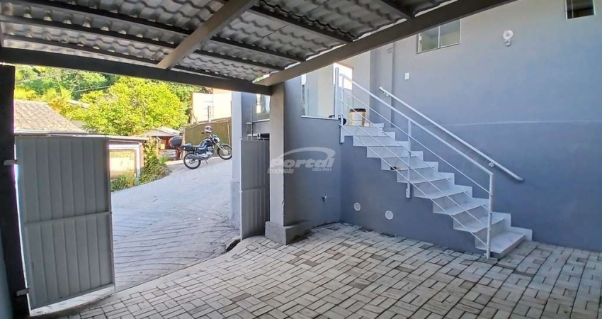 Casa com 3 quartos para alugar no Velha, Blumenau 