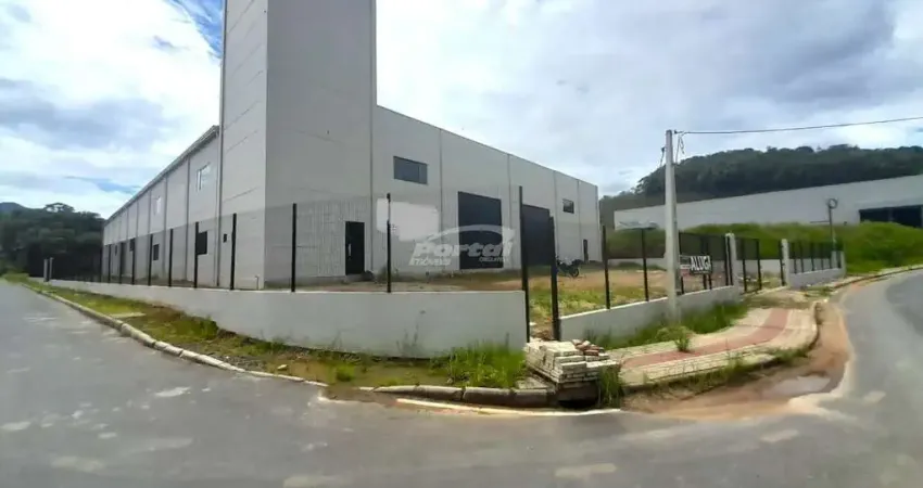 Barracão / Galpão / Depósito com 3 salas para alugar em Santa Terezinha, Gaspar 