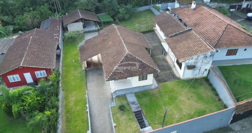 Casa com 4 quartos à venda no Salto do Norte, Blumenau 