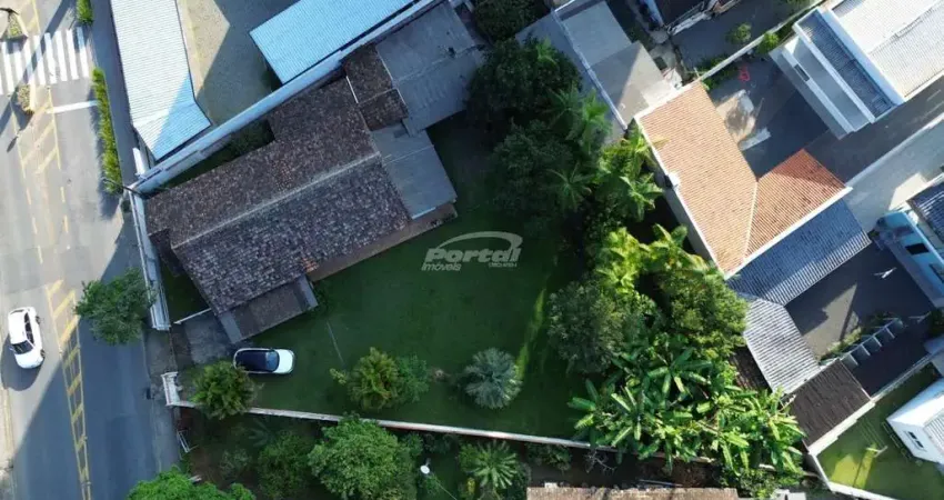 Casa com 4 quartos à venda na Rua Governador Jorge Lacerda, 697, Velha, Blumenau