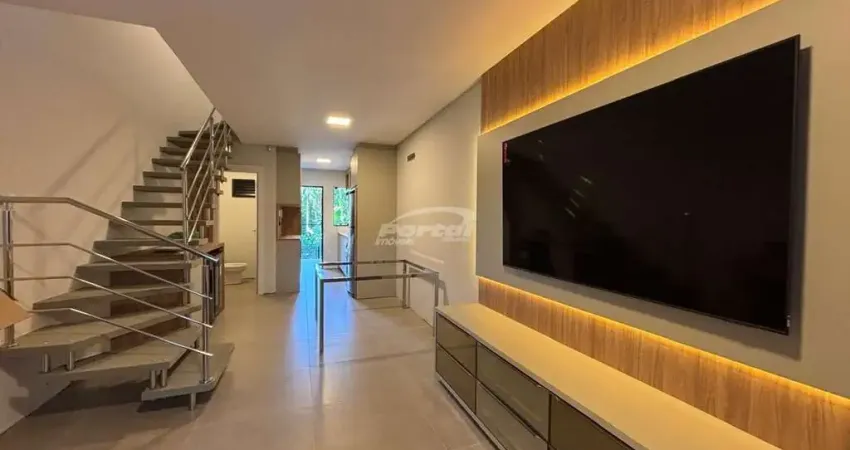 Excelente sobrado mobiliado, no bairro agua verde em blumenau!