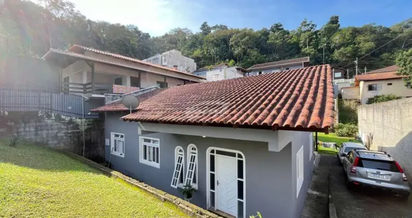 Casa com 3 quartos à venda no Velha Central, Blumenau 