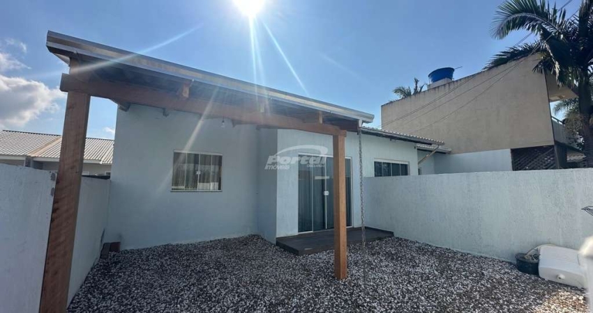 Casa com 2 quartos para alugar no Itacolomi, Balneário Piçarras 