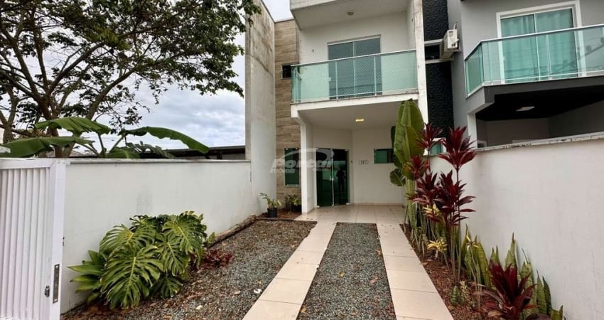Casa com 2 quartos para alugar no Itacolomi, Balneário Piçarras 