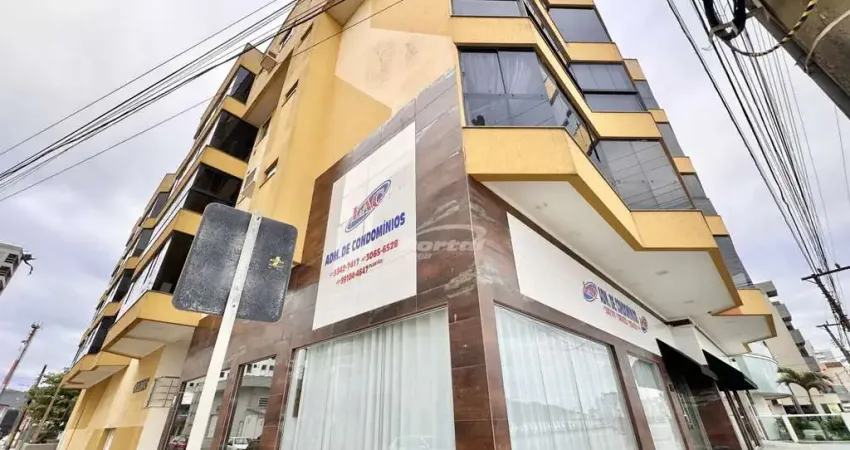 Apartamento com 3 quartos para alugar no Gravata, Navegantes 