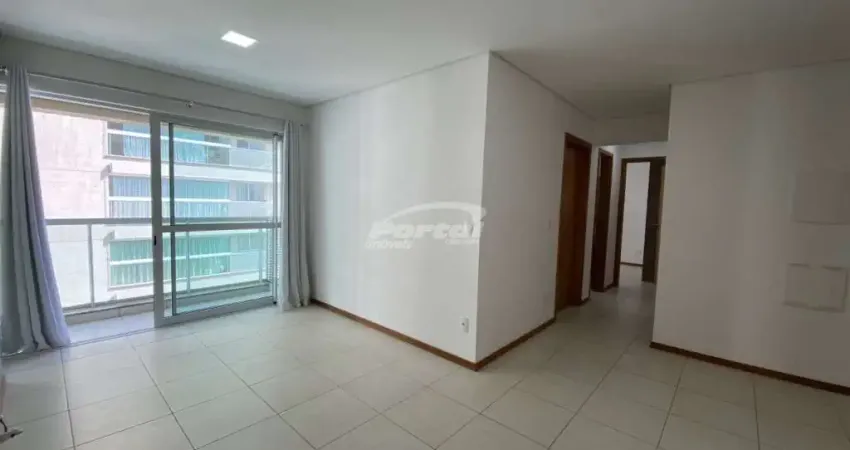 Apartamento com 3 dormitórios, sendo 1 suíte a 50 metros do mar no bairro itacolomi em balneário piçarras/sc