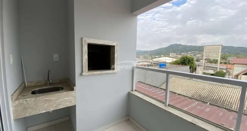 Apartamento com 2 quartos para alugar em Água Verde, Blumenau 