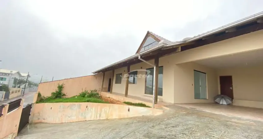Casa com 4 quartos para alugar no Fortaleza, Blumenau 