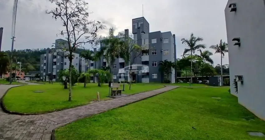 Apartamento semimobiliado para locação no bairro água verde, blemenau sc