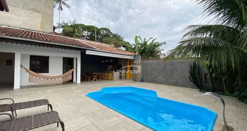 Casa disponível para locação no bairro fortaleza em blumenau/sc.