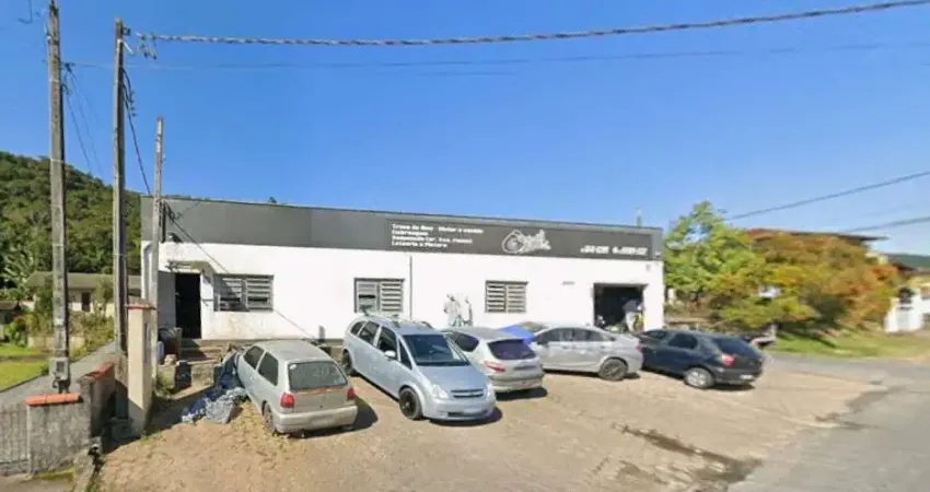 Barracão / Galpão / Depósito à venda na Rua Governador Jorge Lacerda, 2960, Velha Central, Blumenau