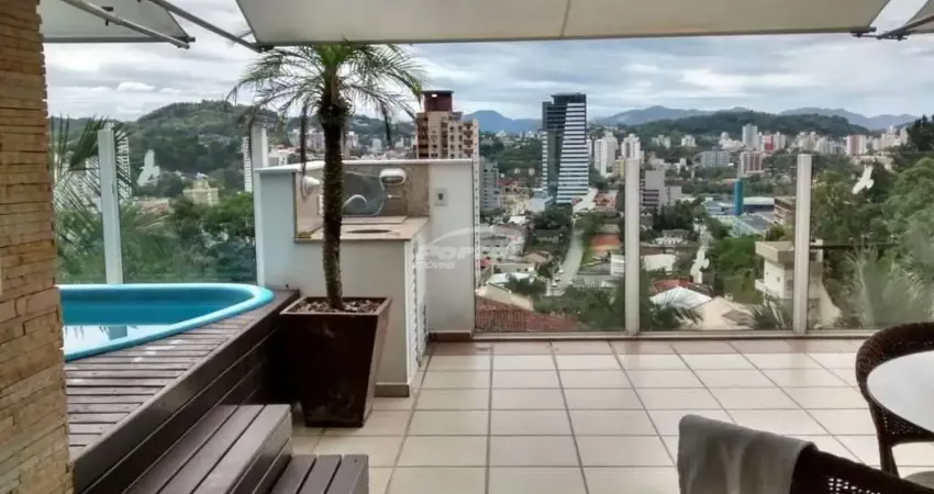 Magnífica casa localizada no inicio do bairro velha, blumenau/sc.