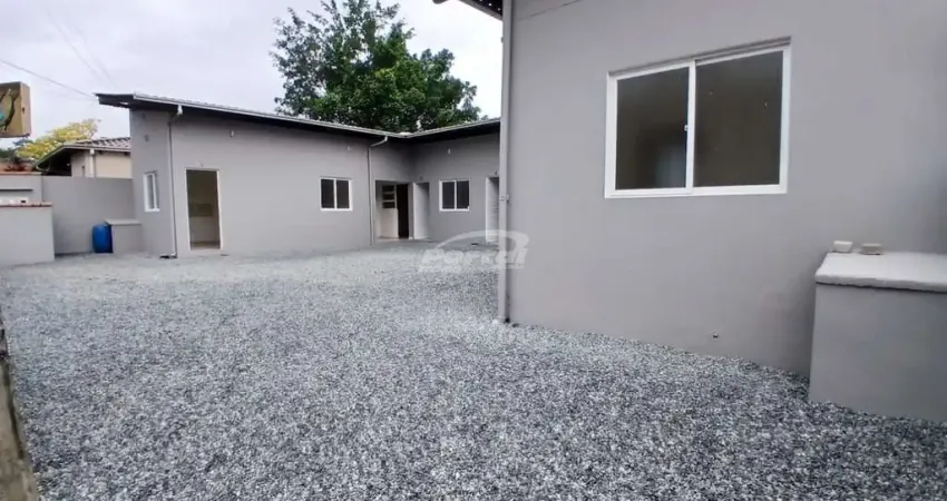 Apartamento/kitnet disponível para locação no bairro salto do norte, em blumenau/sc.